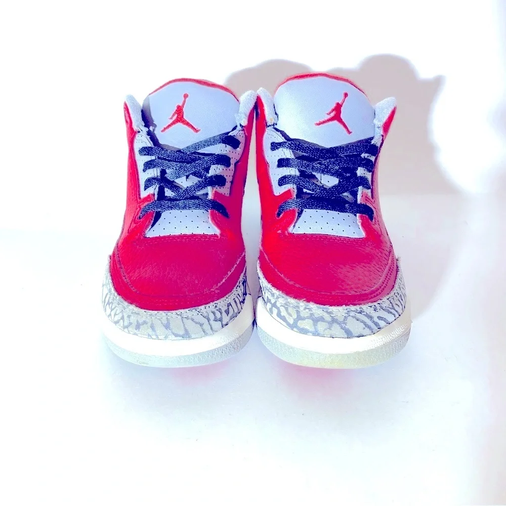 Jordan 3 Retro Fire Red